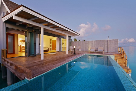 water-villa-with-pool-07